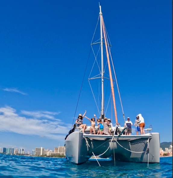 Private Luxury Catamaran Tour in Waikiki | A New View