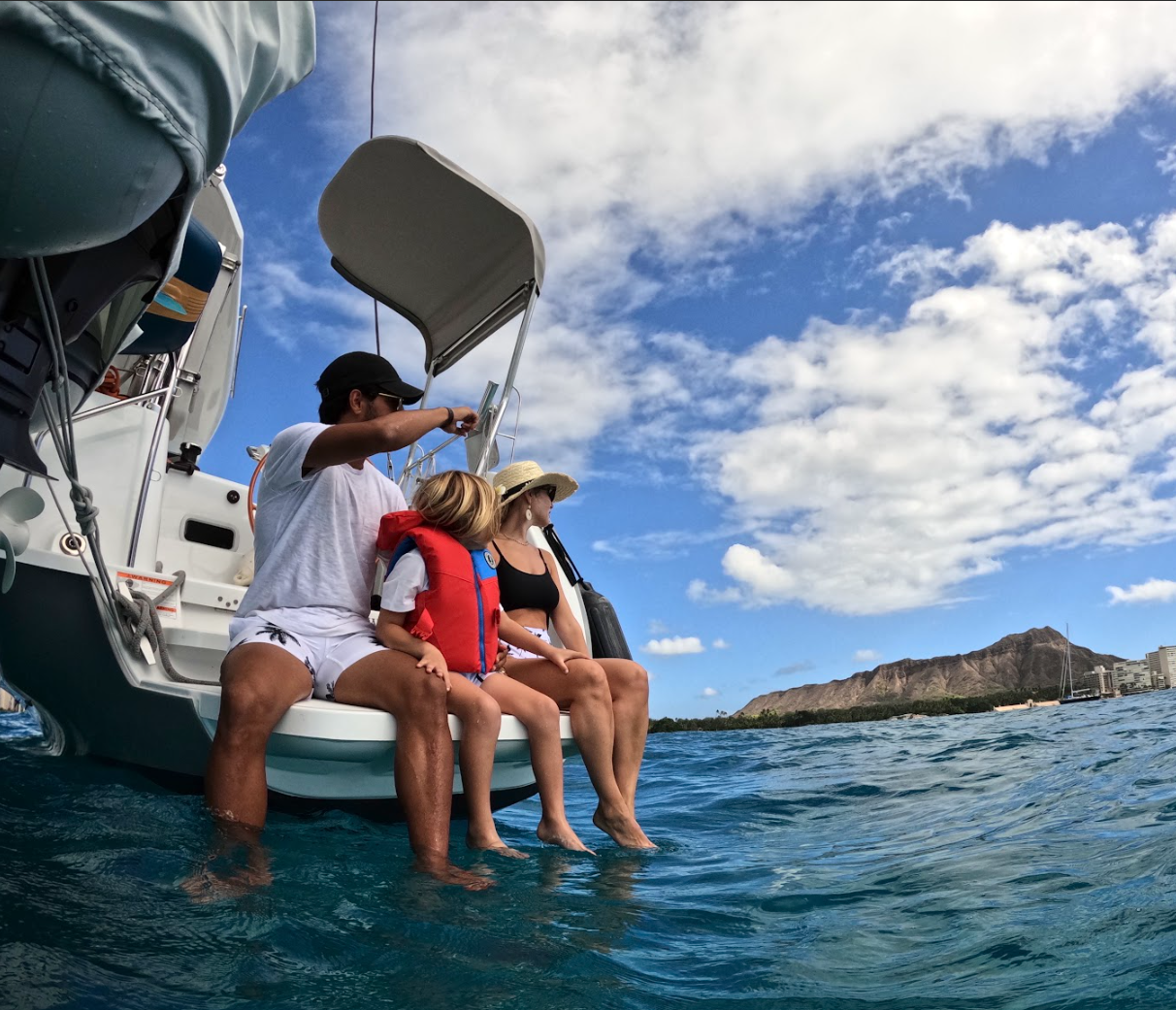 Father's Day on a Private Yacht in Oahu: A Gift That Beats Every Tie He's Ever Owned